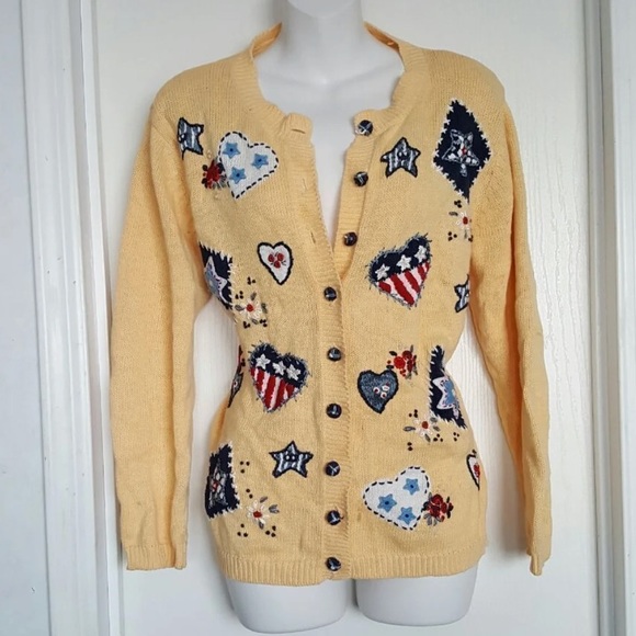 Vintage Sweaters - Mellow Yellow American Flag Artsy Cardigan Vintage Sweaters - Mellow Yellow American Flag Artsy Cardigan